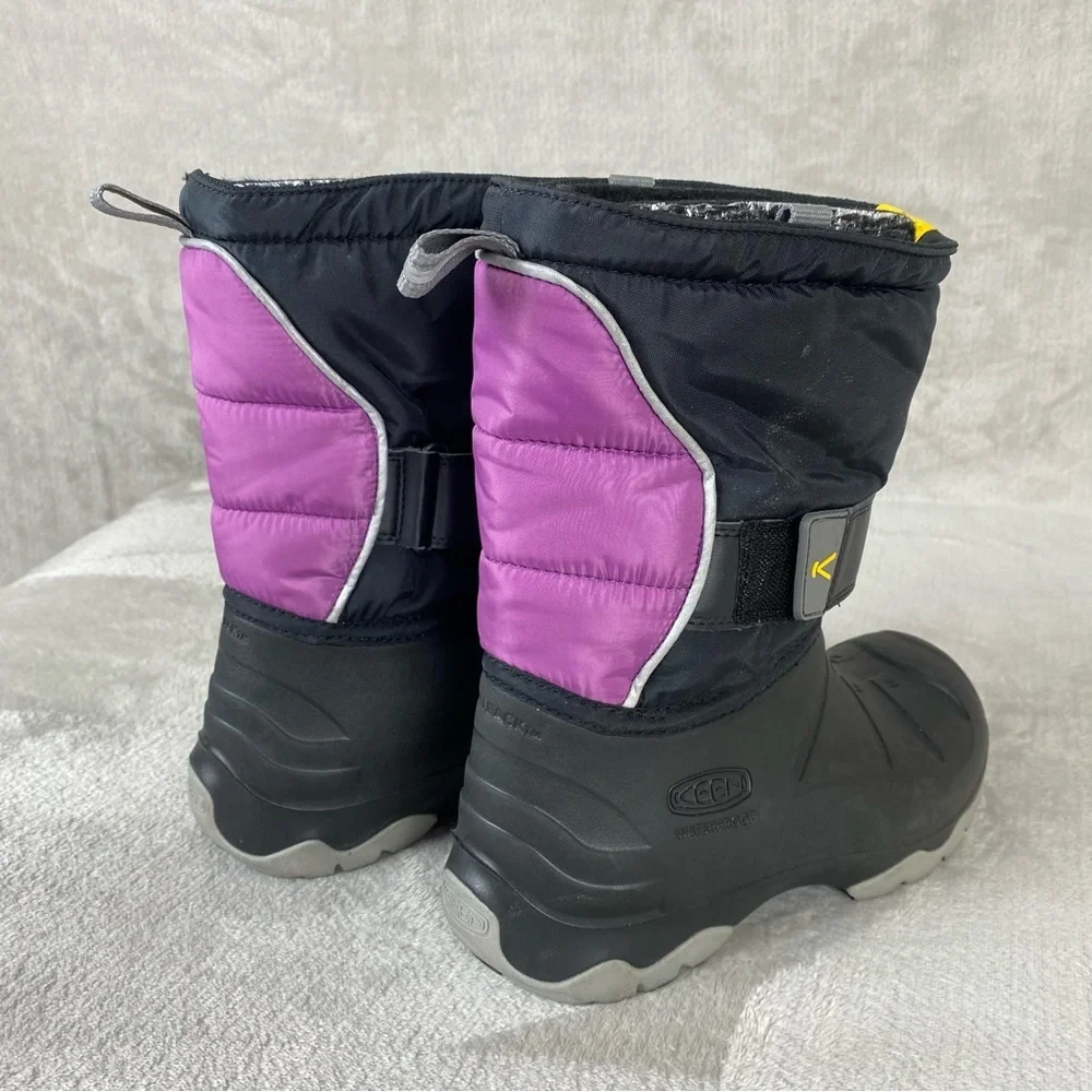 Keen Lumi II Kids Youth Snow Boot Size 4 Black Purple Waterproof Insulated Rain